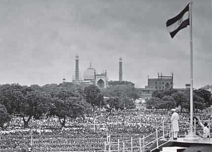 To life and freedom: Prime Minister Jawaharlal Nehru, considered the architect of independent India, addresses people at the Red Fort on Independence Day. The mood was upbeat and the nation looked towards the future with tremendous optimism. To life and freedom: Prime Minister Jawaharlal Nehru, considered the architect of independent India, addresses people at the Red Fort on Independence Day. The mood was upbeat and the nation looked towards the future with tremendous optimism.